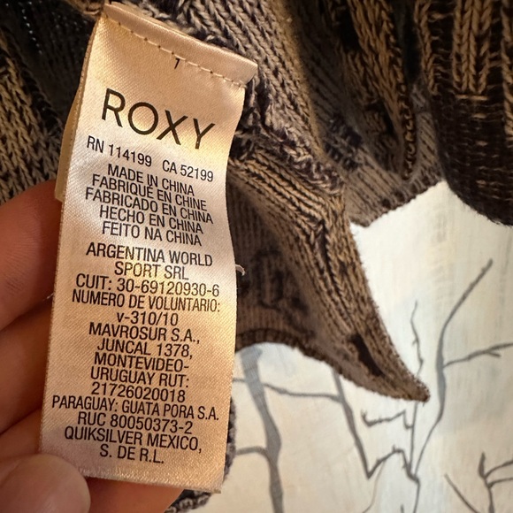 Women’s Roxy Poncho - Picture 7 of 7